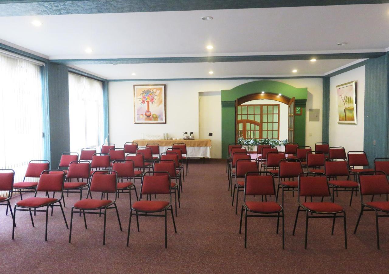 Daza Hotel 3*