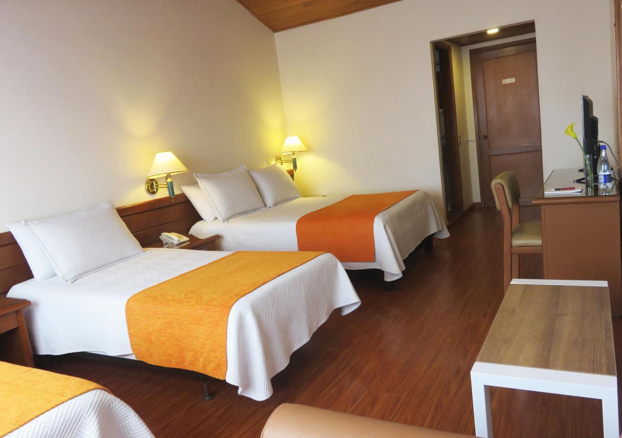 Daza Hotel 3*